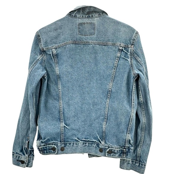 Levi's Trucker Jacket Medium Wash Denim Jean Jacket 100% Cotton | Men's Small - Picture 4 of 6